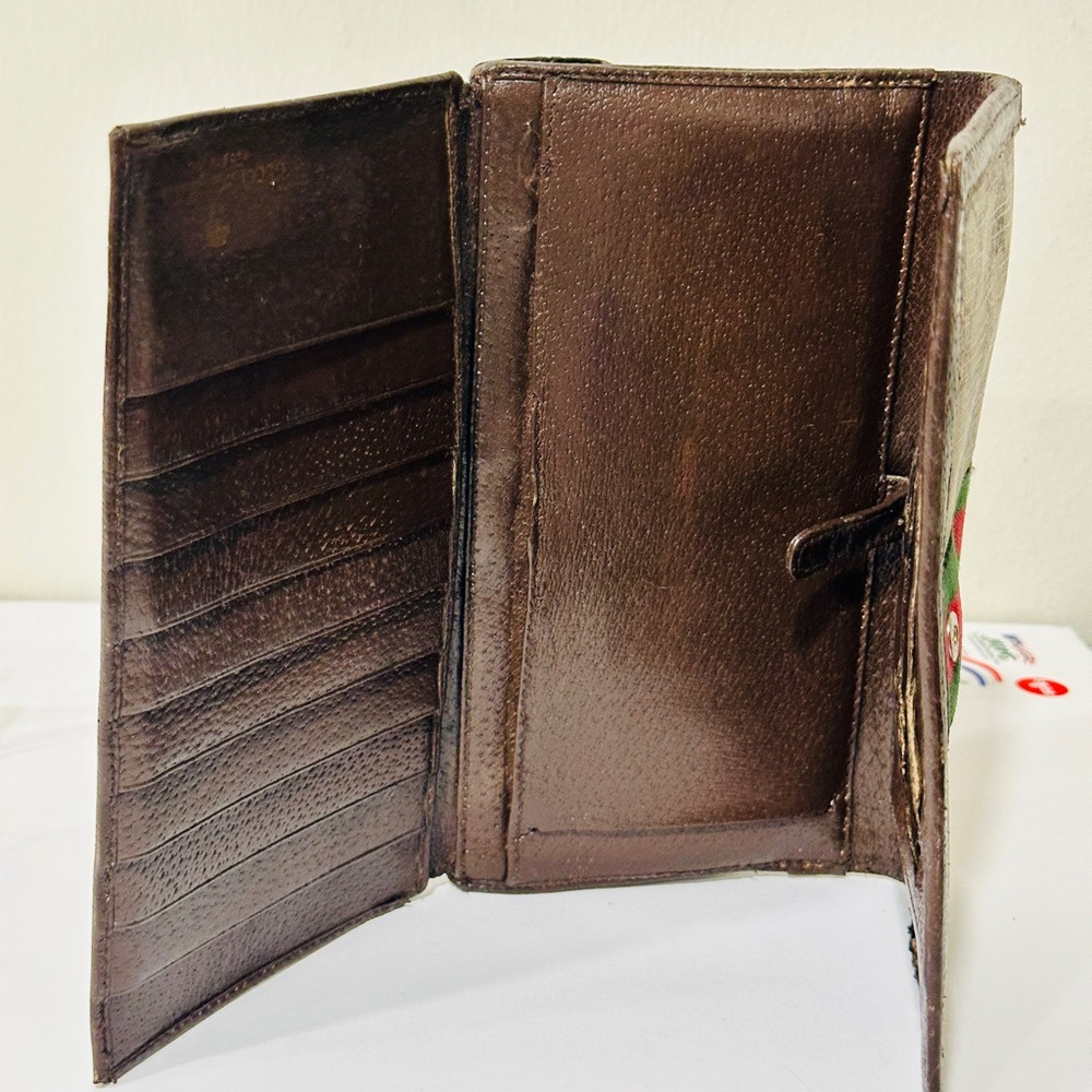 Gucci Beige and Brown Wallet with Red and Green Stripe - Picture 10 of 15